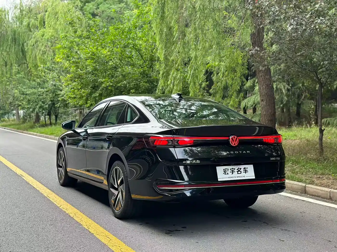 Volkswagen Magotan 2026 Model 380TSI DSG Premium Edition Damai Package фото 20