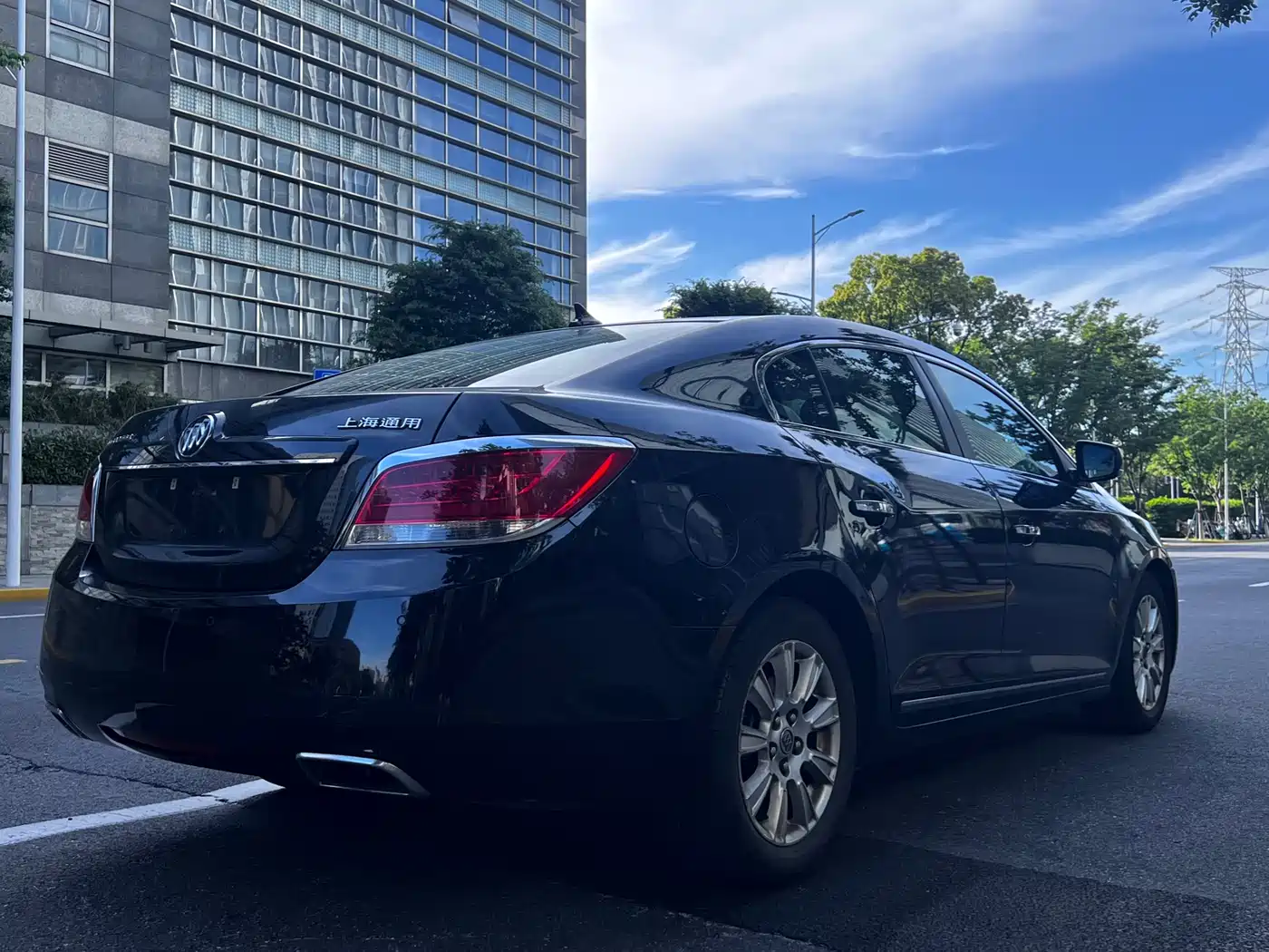 Buick LaCrosse 2011 2.4L SIDI Premium Edition фото 6