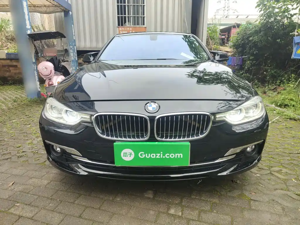 Фото 3 - BMW 3 Series
