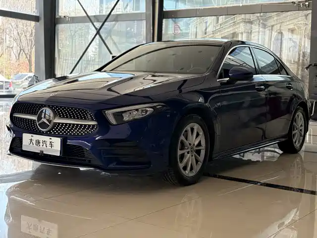 MERCEDES-BENZ A CLASS