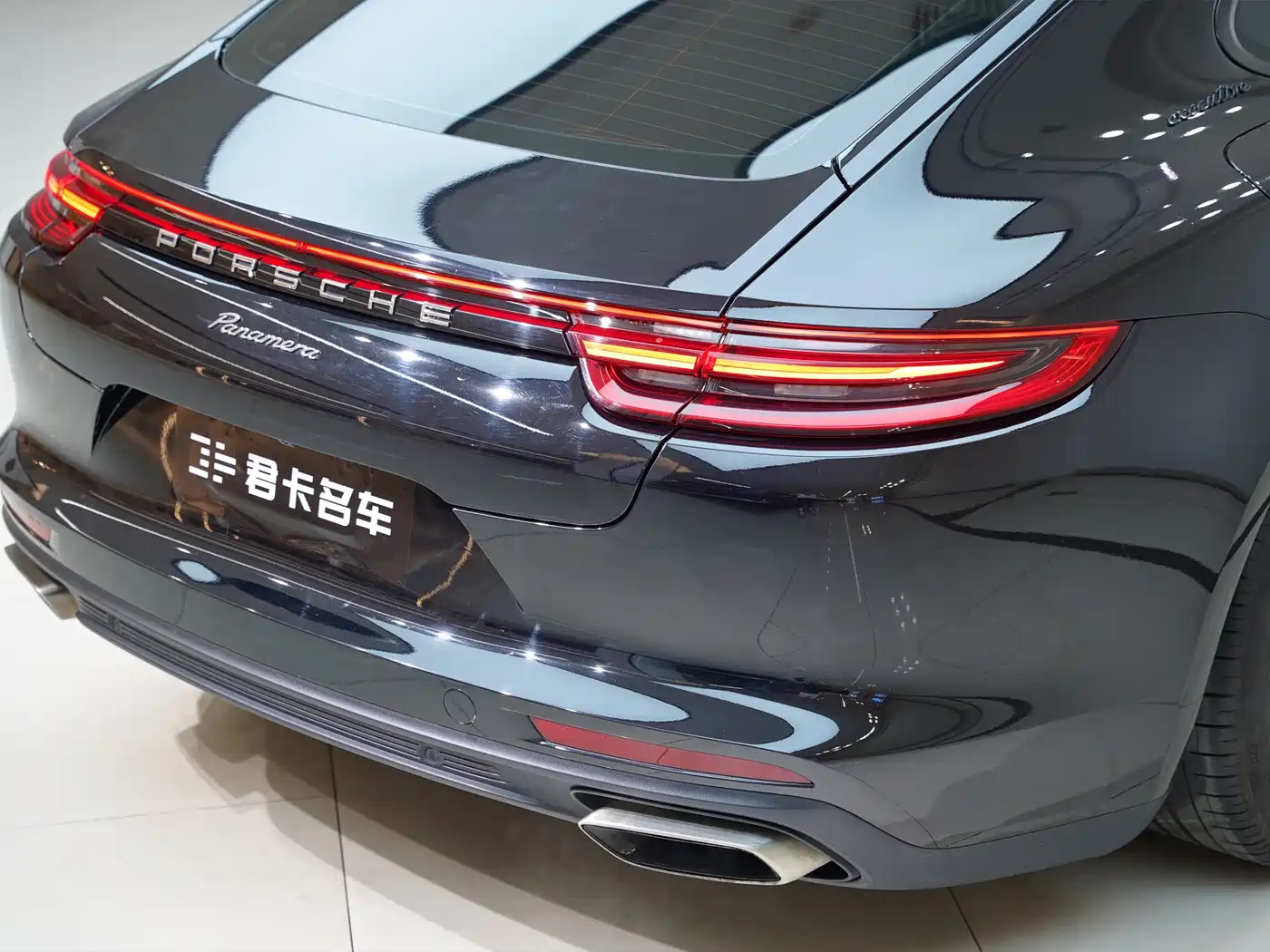 Porsche Panamera 2017 Panamera Executive Long Wheelbase 3.0T фото 9