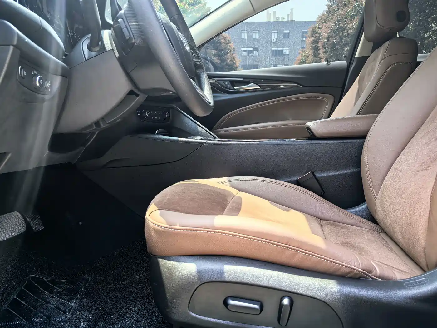 Фото 5 - Buick Regal