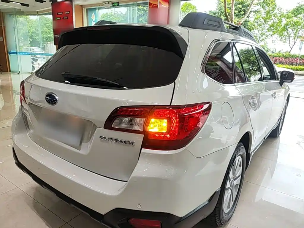 SUBARU OUTBACK