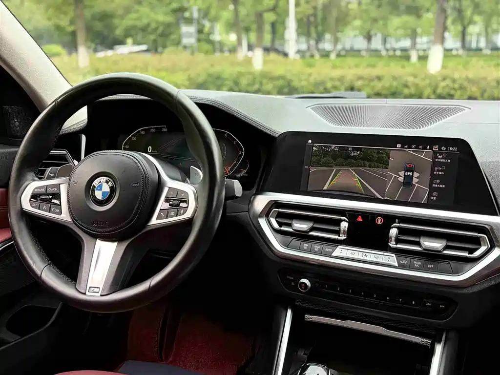 BMW 3 Series 2021 Facelift 325Li M Sport Shadow Edition фото 16