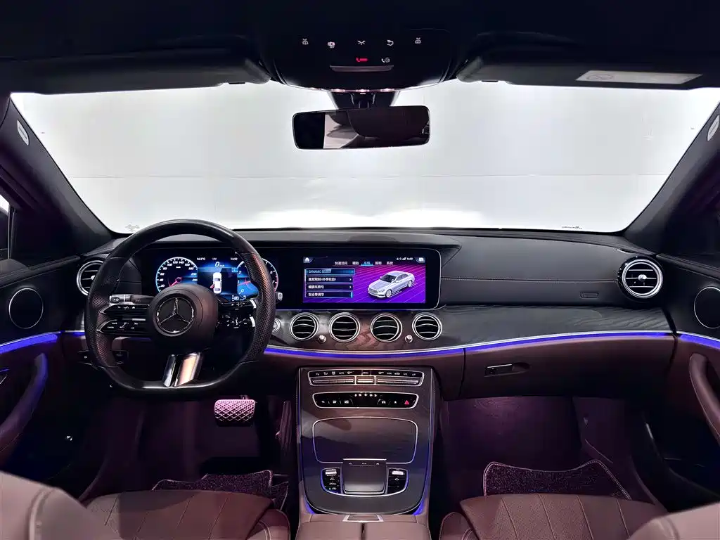 MERCEDES-BENZ E CLASS