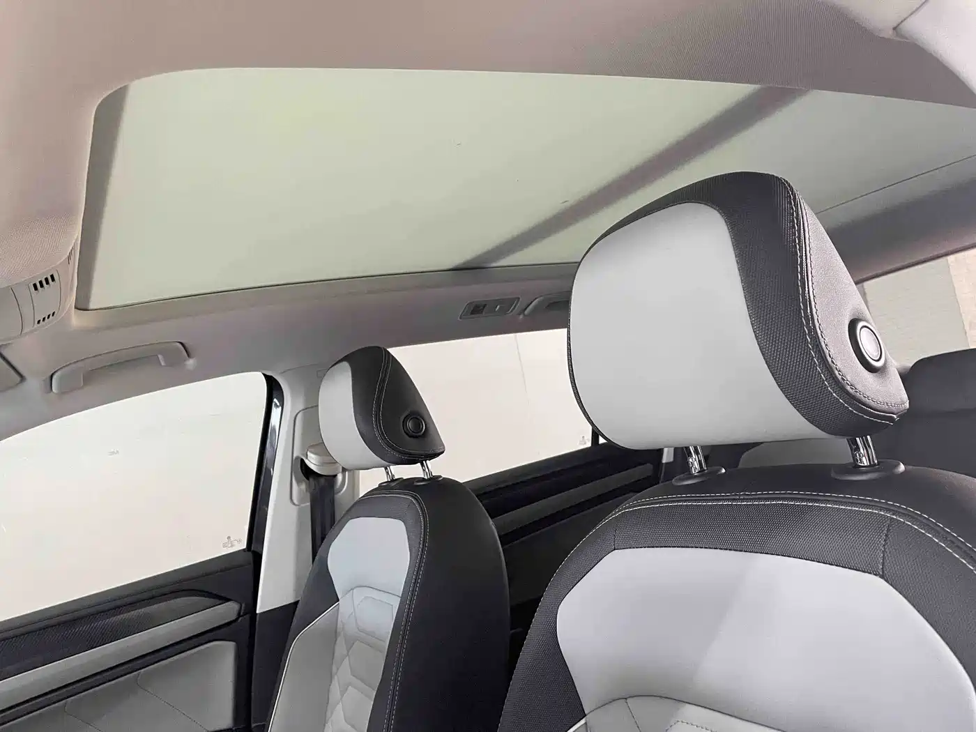 Volkswagen Tayron 2025 2025 Shared Joy 300TSI