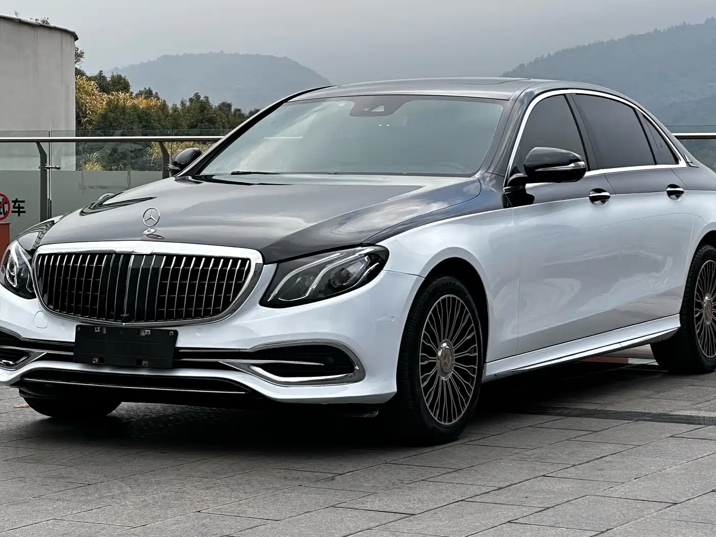 Mercedes-Benz E-Class 2017 E 200 L 4MATIC