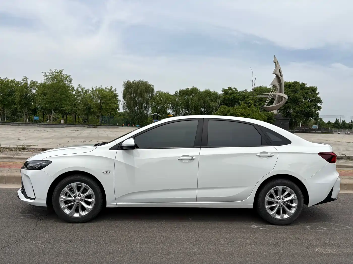 Chevrolet Monza 2023 1.5L Dual-Clutch Enjoyment Edition фото 8