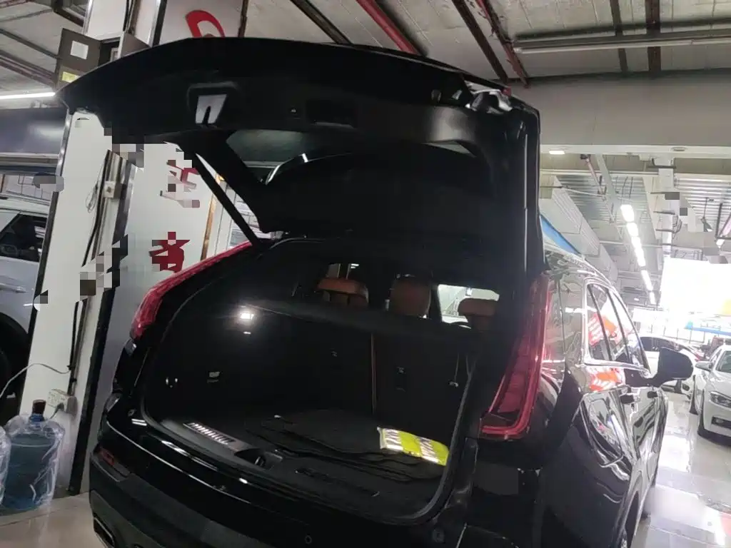 Photo 19 - Cadillac XT4