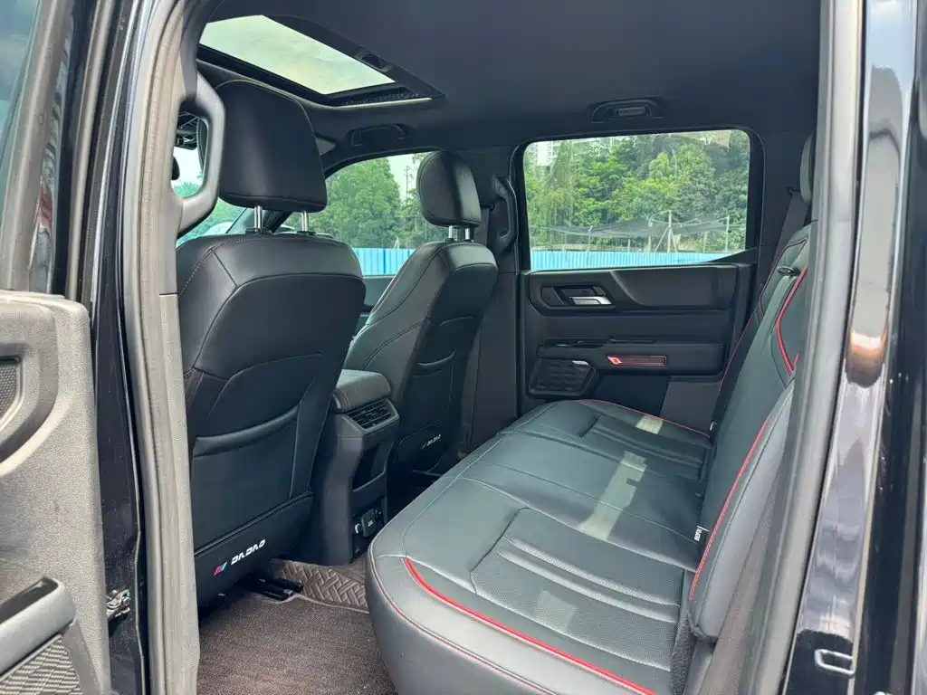 Jiangling Dadao 2025 2024 Explorer 2.3T Diesel Automatic 4WD Unlimited Edition