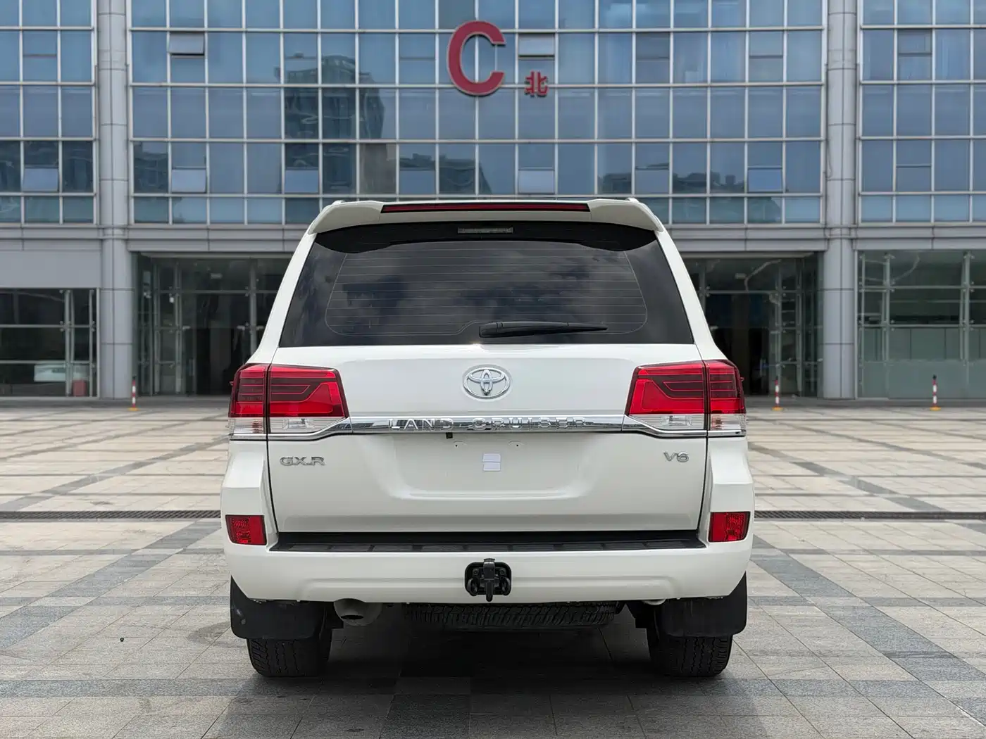 Toyota Land Cruiser (Import) 2019