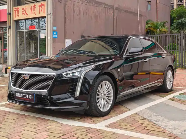 CADILLAC CT6