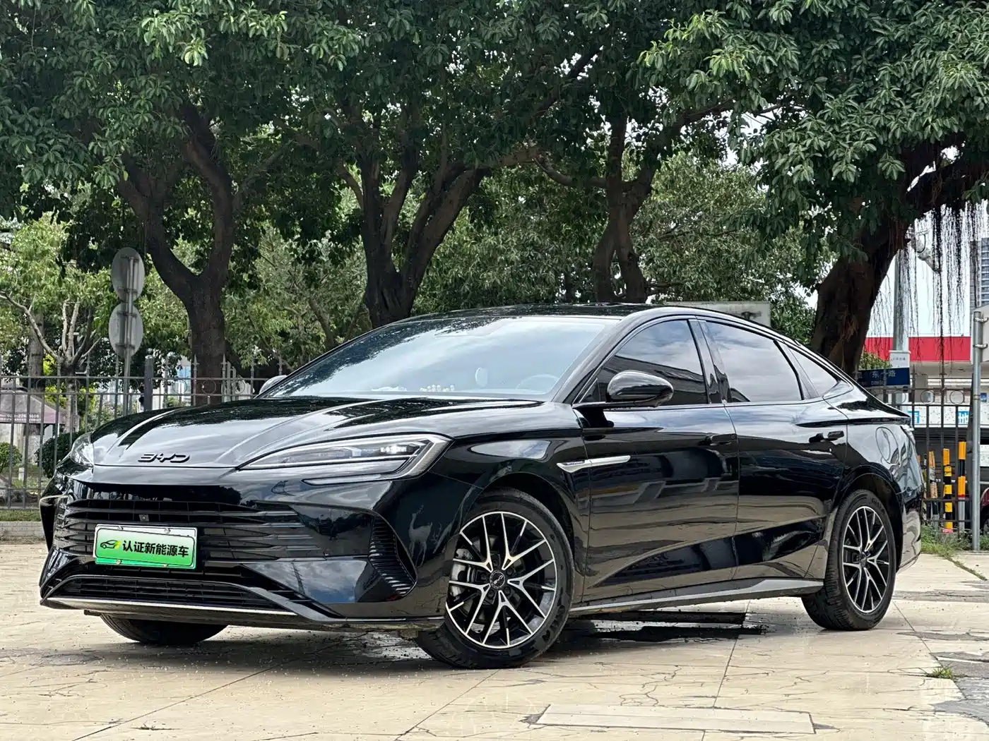BYD Seal 2024 2024 Glory Edition DM-i 1.5T 121km Honor