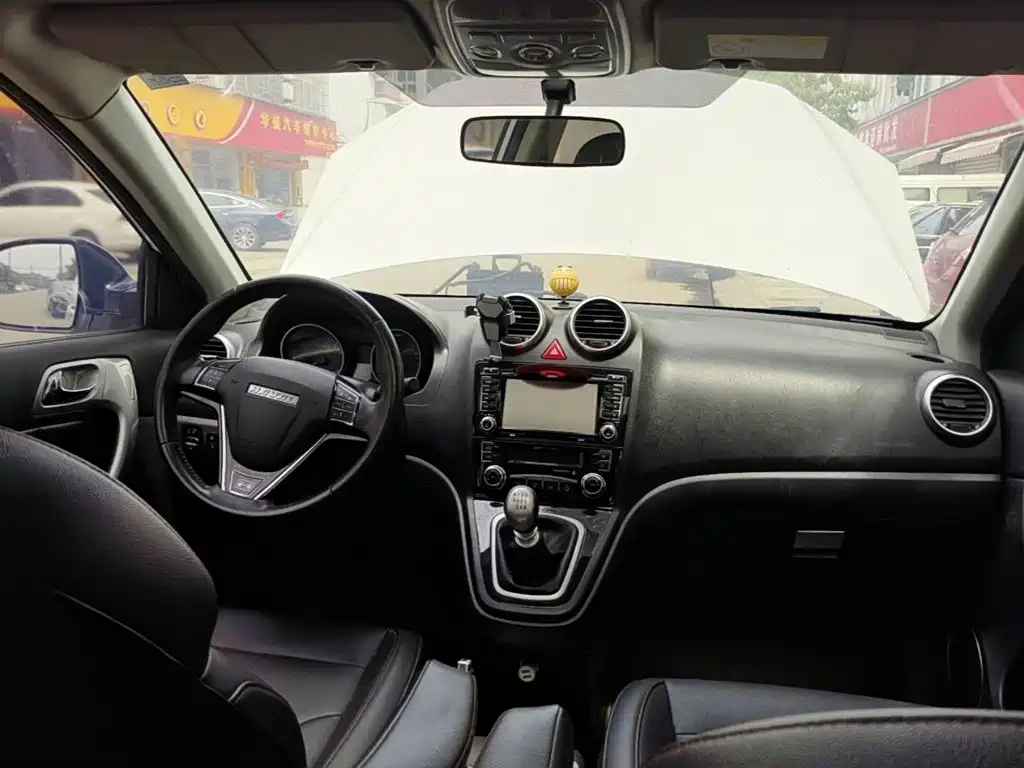 Photo 12 - Haval H6
