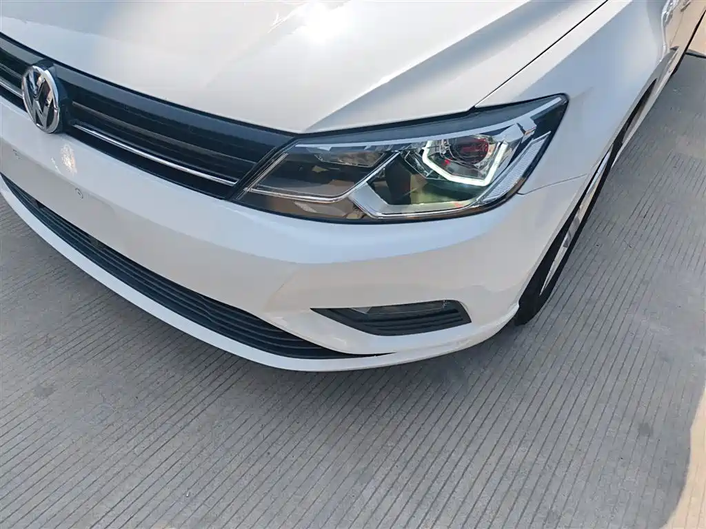 Volkswagen Lamando 2018 230TSI DSG Trend Edition фото 18