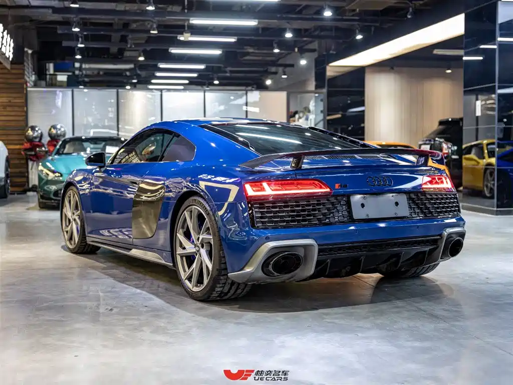 Фото 6 - Audi R8