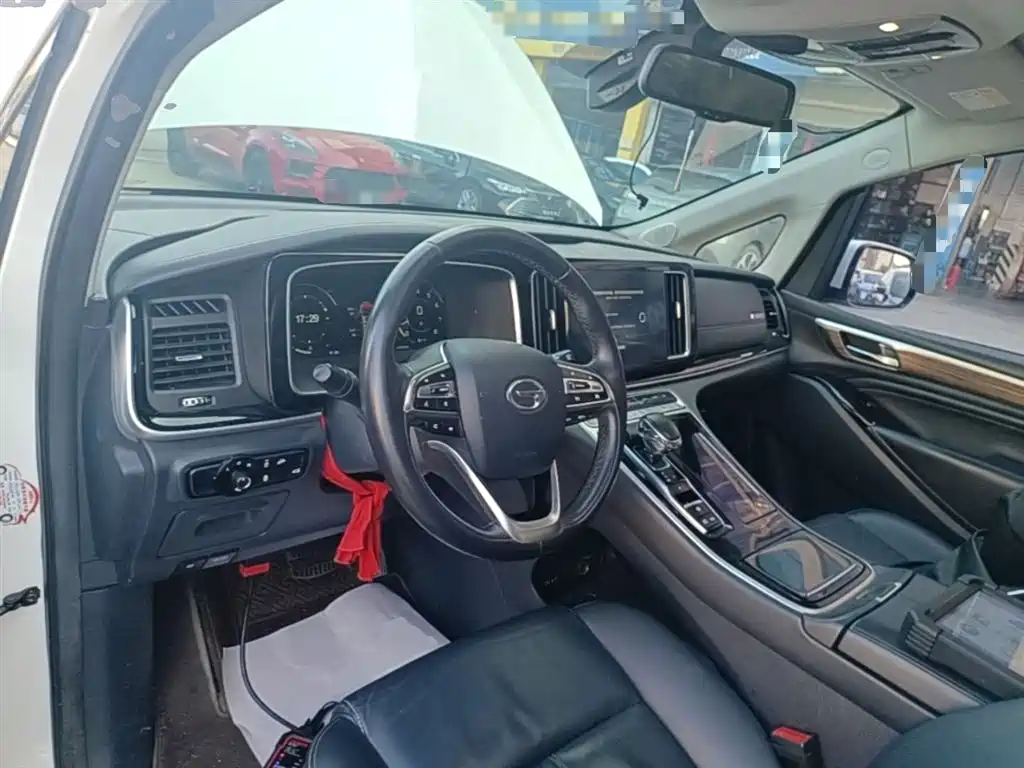 GAC Trumpchi Trumpchi M8 2021 Leading Show Series 390T Prestige Edition фото 10