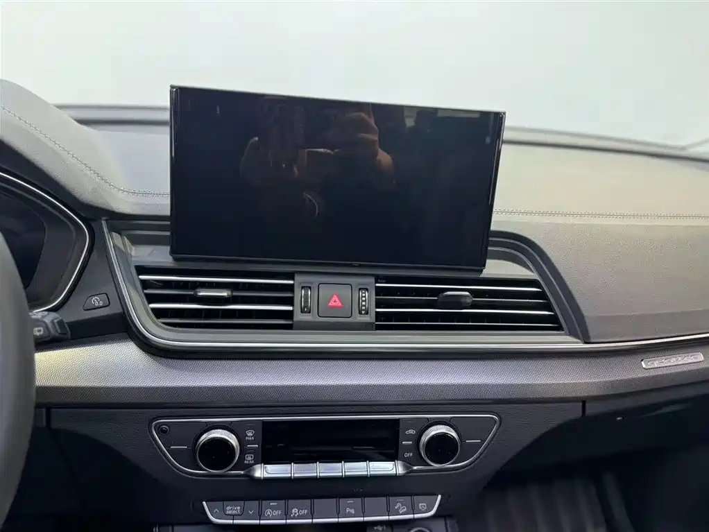Audi Q5L 2023 40T Fashion Elegance фото 15