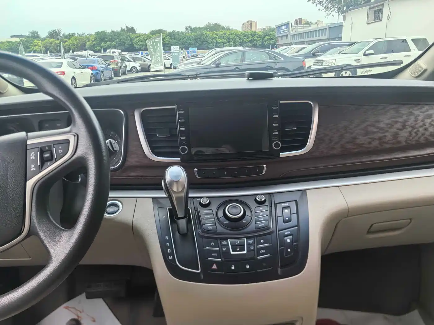 Buick GL8 2014 2.4L CT Luxury Business Comfort фото 11