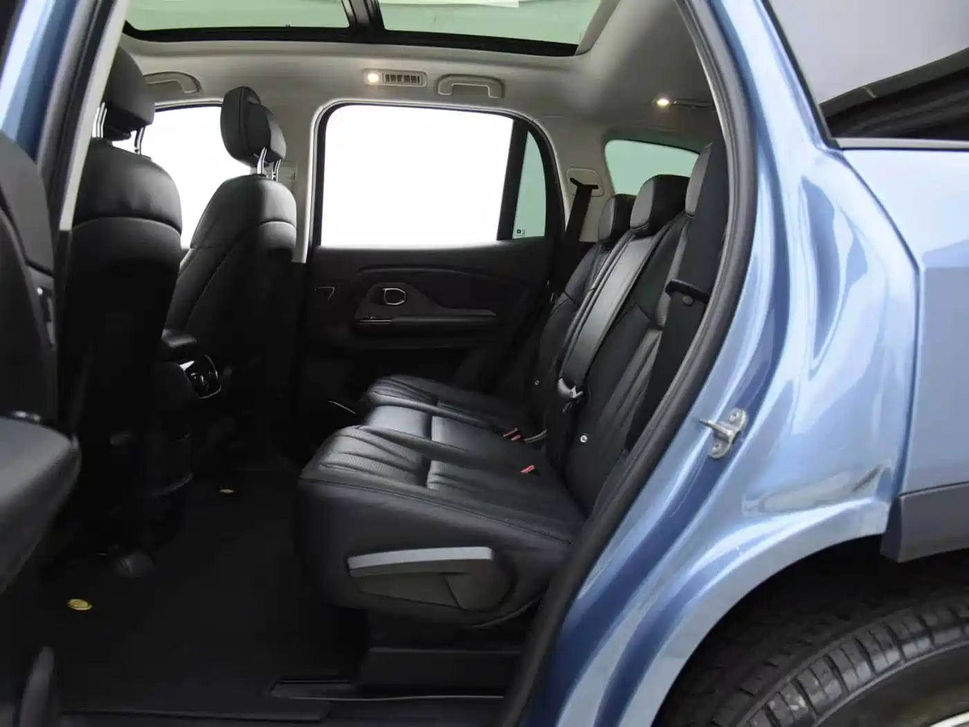 NIO ES8 2019 2018 355KM Base Model 7-Seater Version