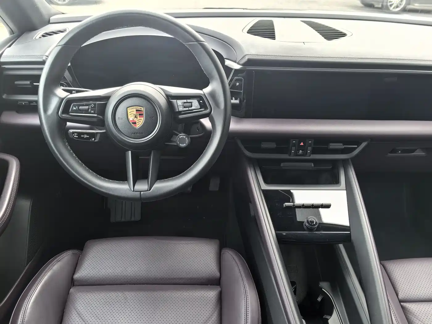 PORSCHE MACAN NEW ENERGY