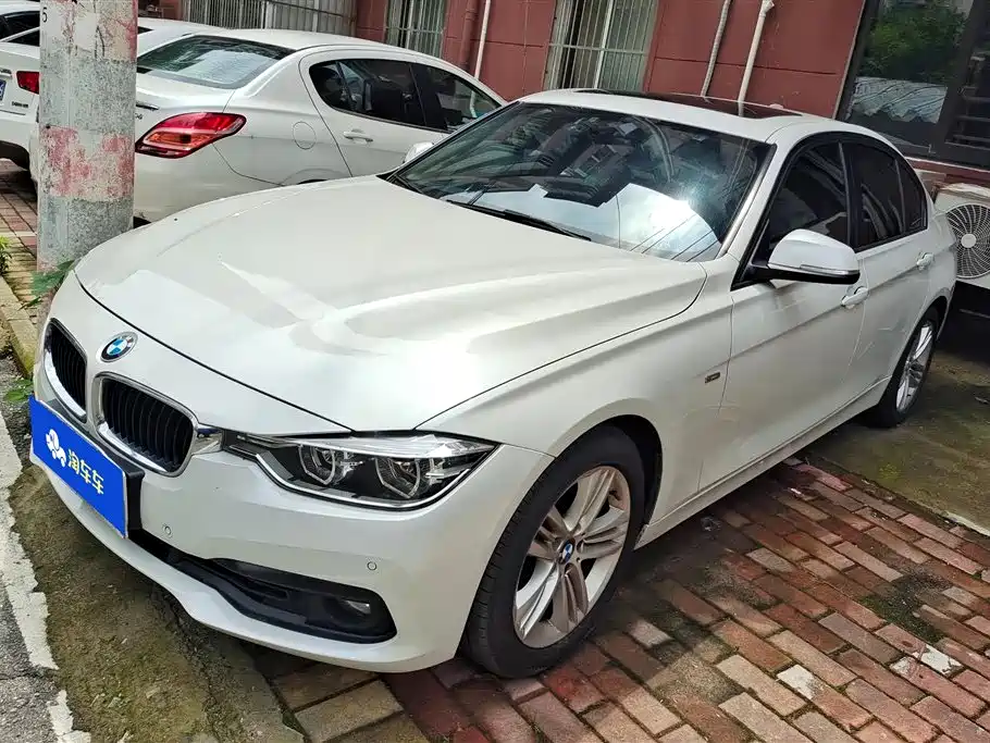 BMW 3 Series 2016 320i Fashion Model
