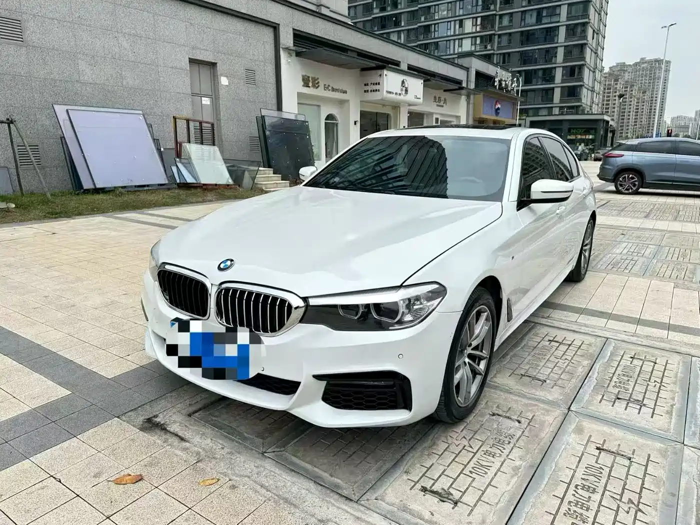 BMW 5 Series 2019 525Li M Sport Package