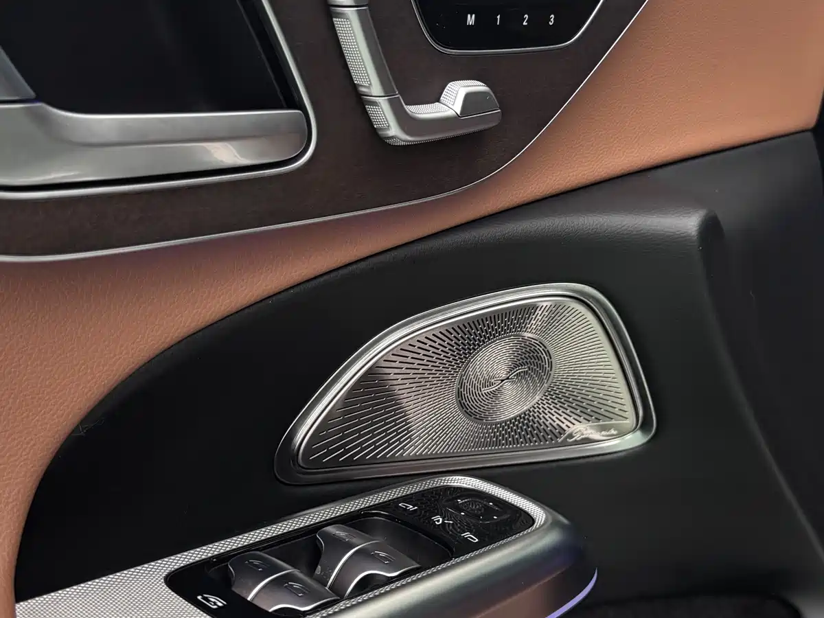 Mercedes-Benz E-Class 2025 Facelift E 300 L Luxury фото 9