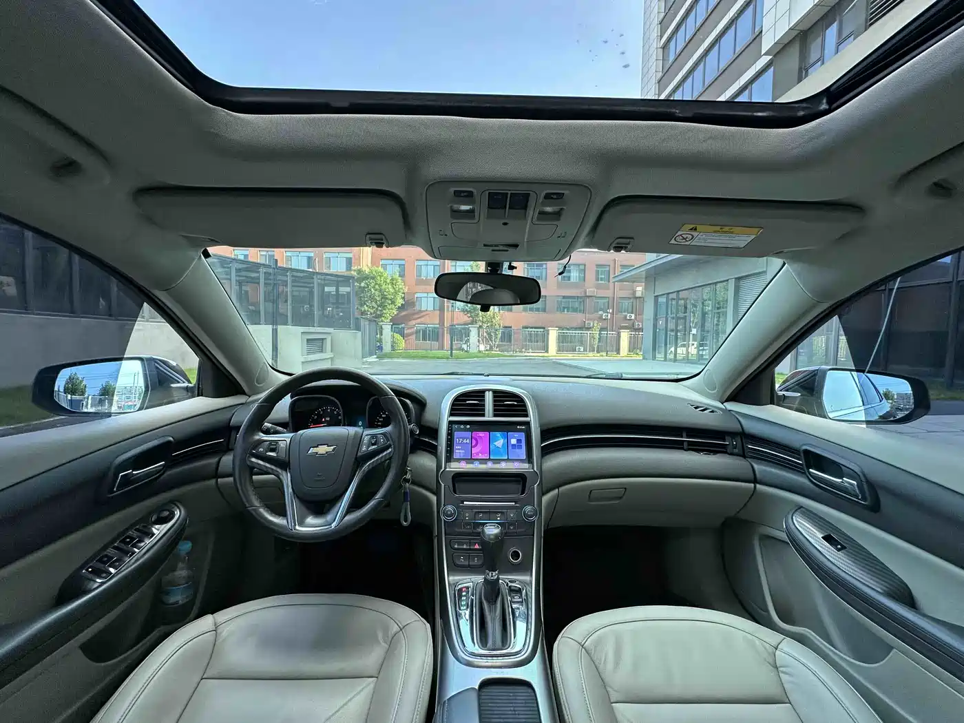 Chevrolet Malibu 2013 2.0L Automatic Luxury Edition фото 13