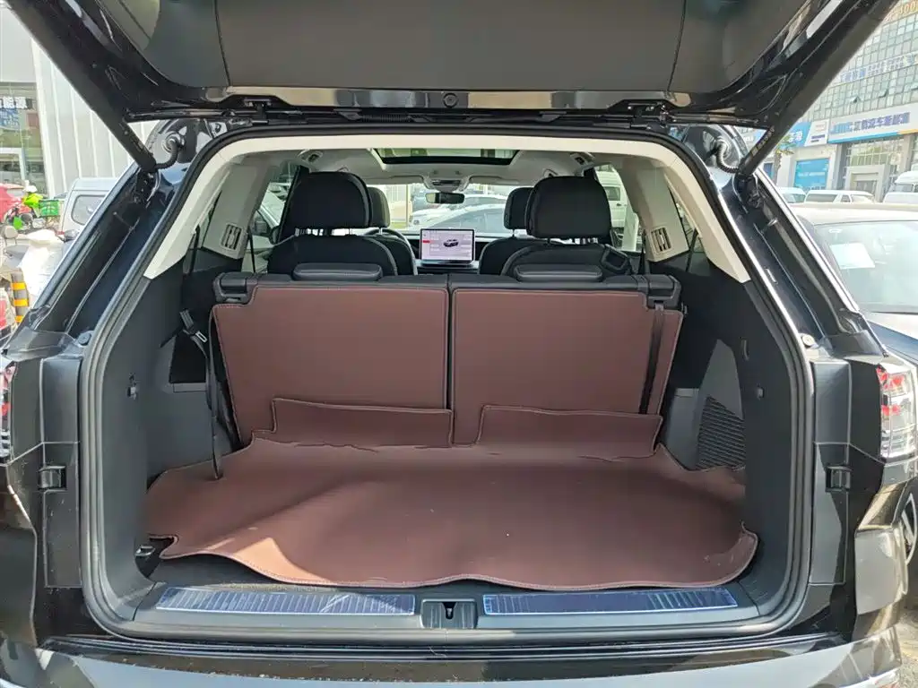 Volkswagen Talagon 2025 Model 450TSI AWD Premium 6-Seater фото 15