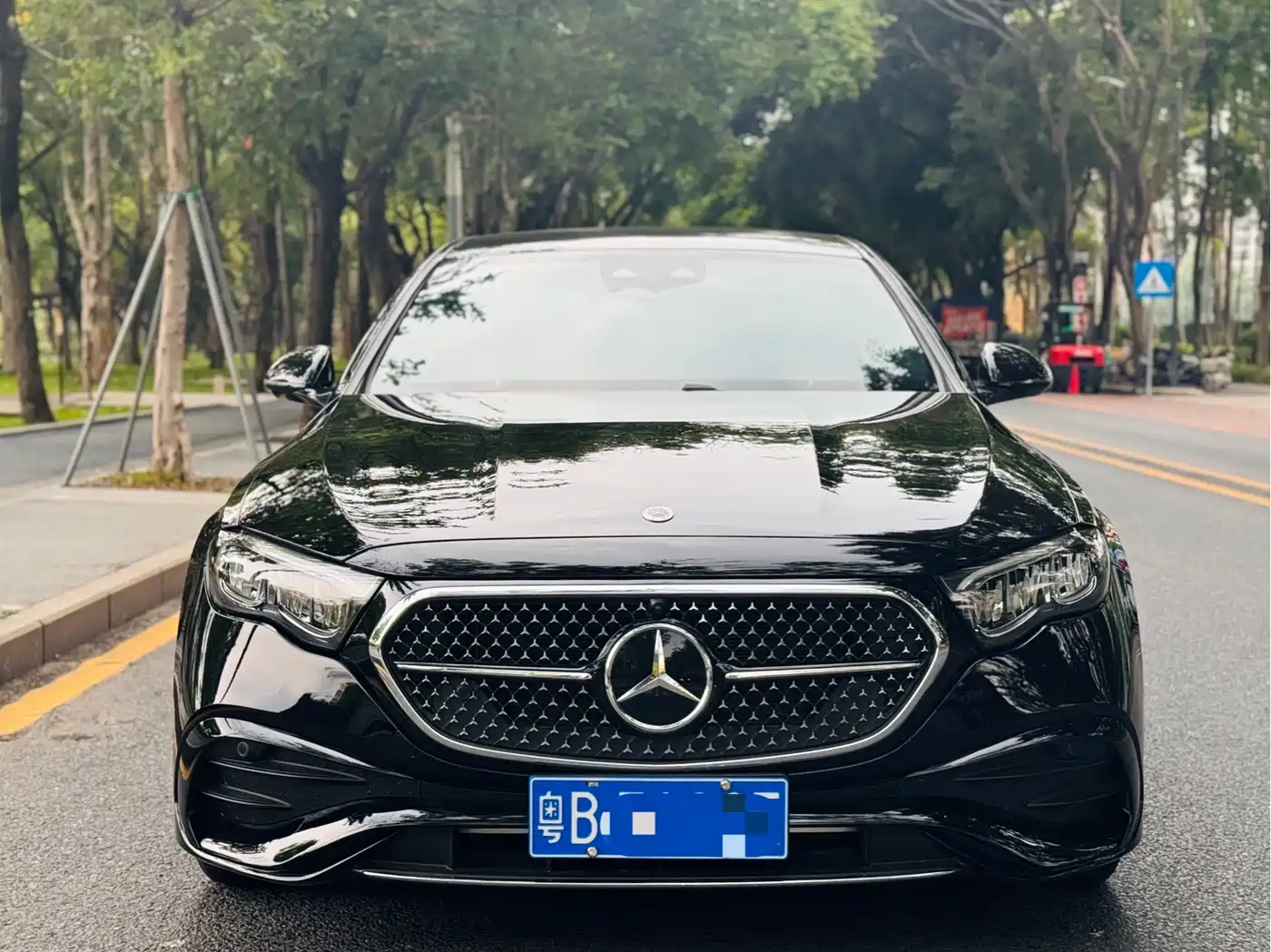 Mercedes-Benz E-Class 2025 Facelift E 300 L Luxury Sport фото 2