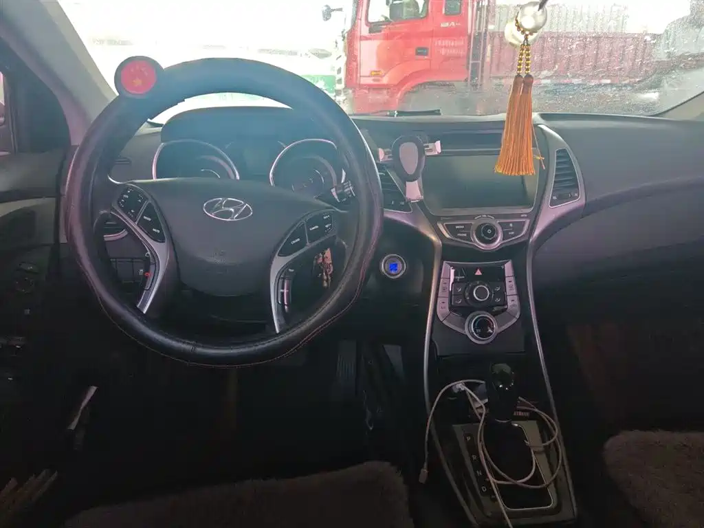 Hyundai Langdong 2016 1.6L Automatic Premium Edition фото 13