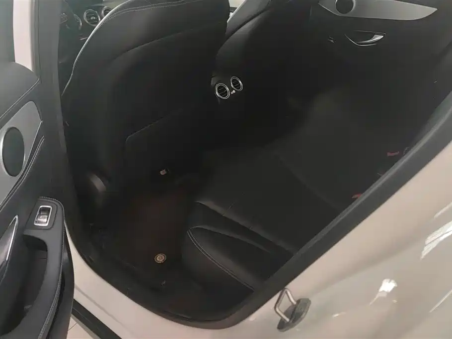 Mercedes-Benz GLC 2016 GLC 200 4MATIC фото 11