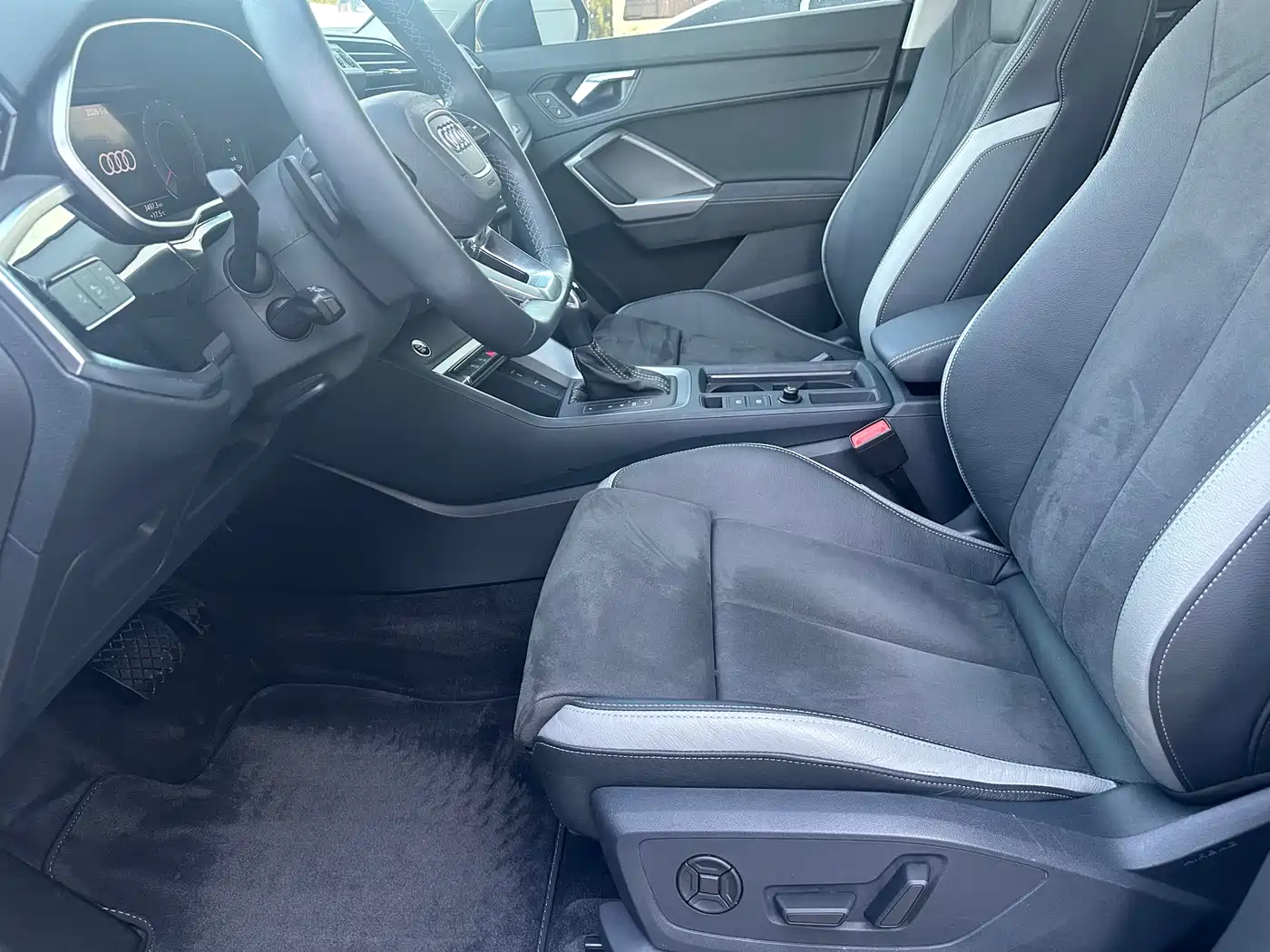 Audi Q3 2023 35 TFSI Fashion Dynamic (1.4T) фото 7