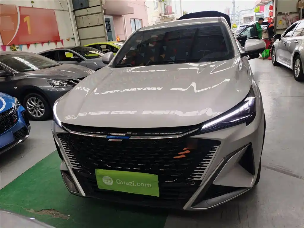 Changan Oshan X5 PLUS 2024 2023 Model Facelift 1.5T DCT Excellence