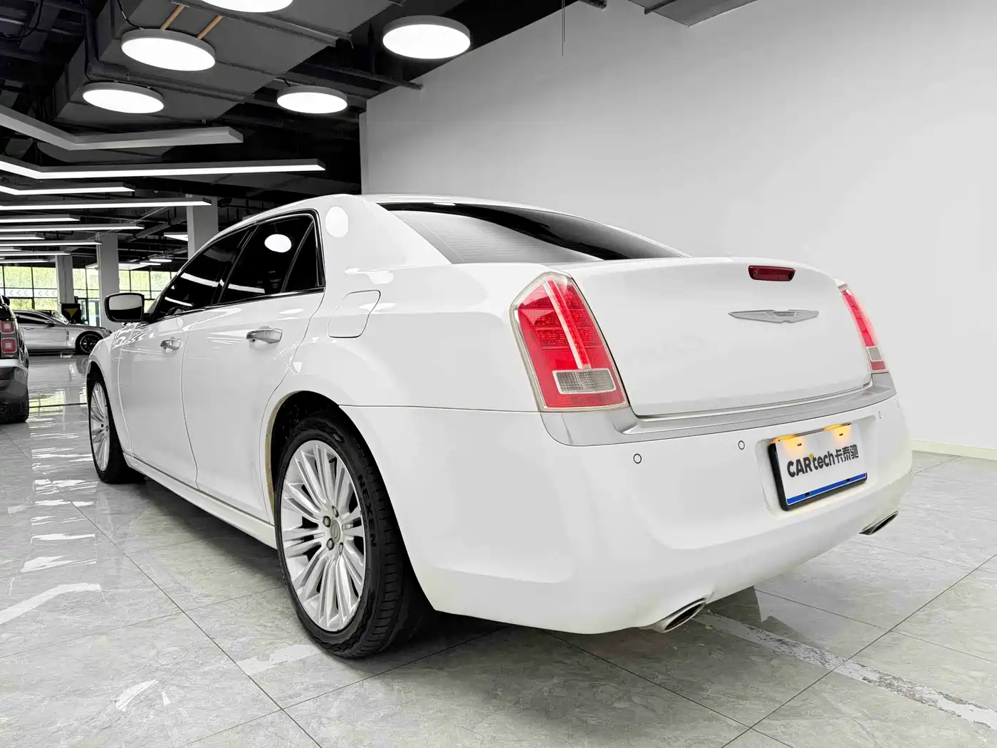 Chrysler 300C (Import) 2015 2014 3.0L Excellence Edition