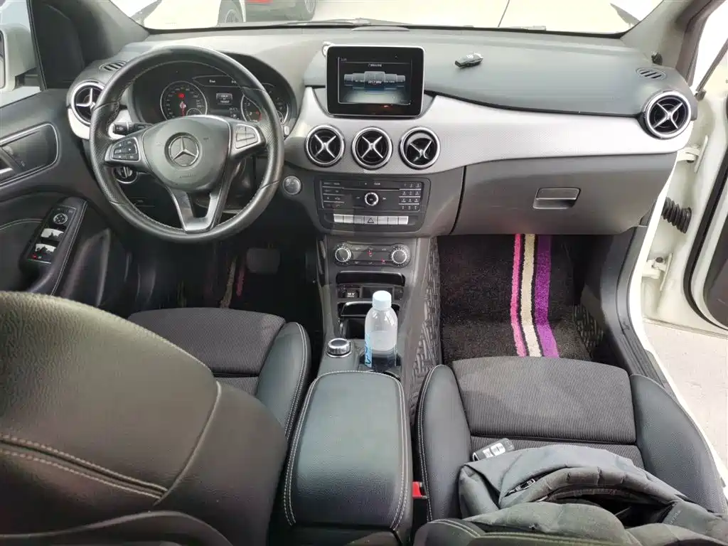 Mercedes-Benz B-Class 2015 B 200 Dynamic фото 10