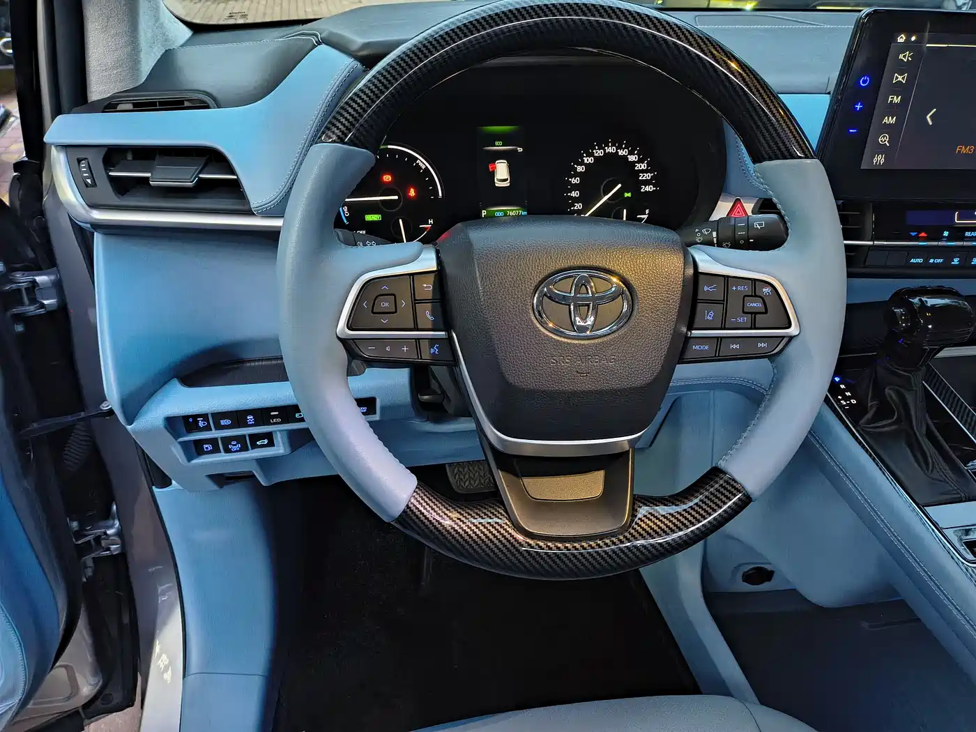 Toyota Sienna 2021 2.5L Hybrid Comfort Edition фото 11