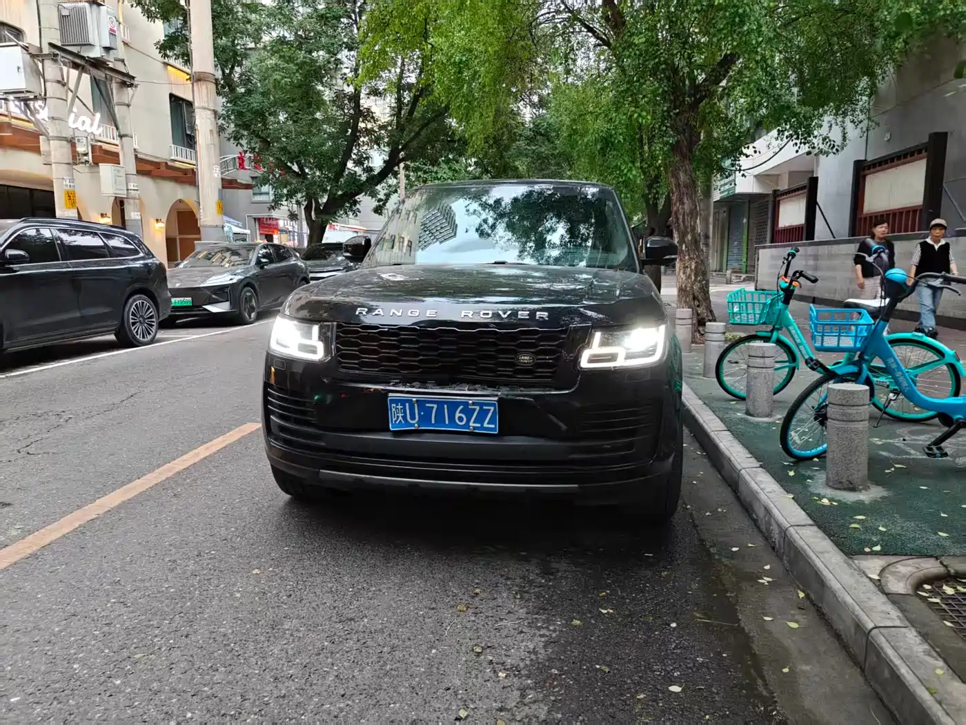 Land Rover Range Rover 2018 3.0 SC V6 Vogue Heritage Edition фото 2