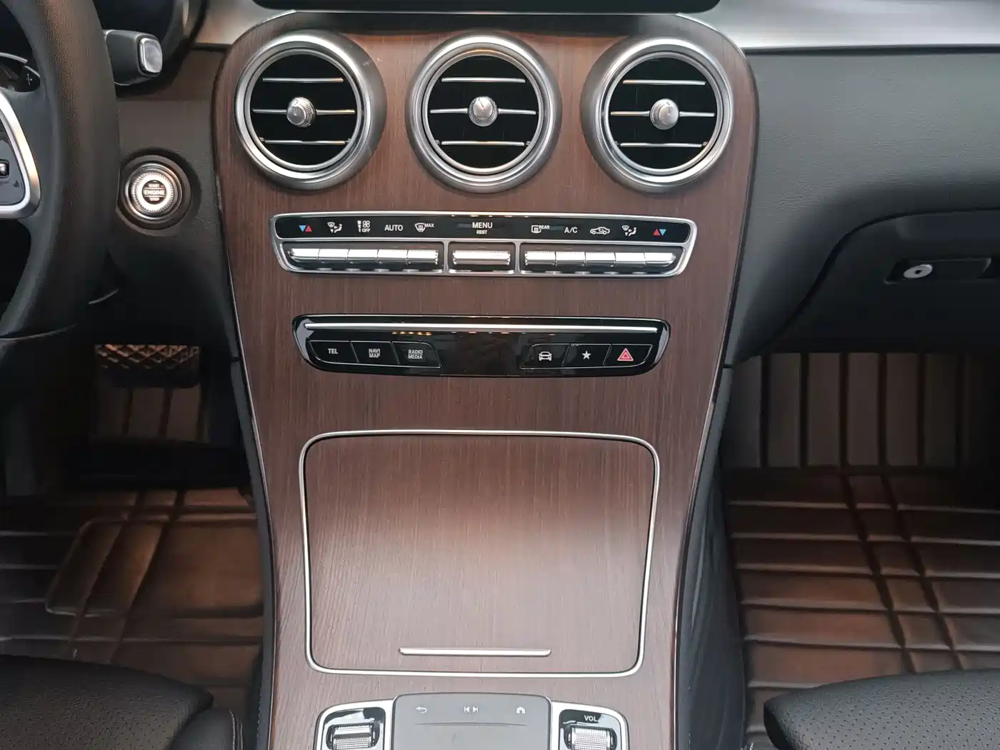 Mercedes-Benz GLC 2021 GLC 300 L 4MATIC Sporty фото 14