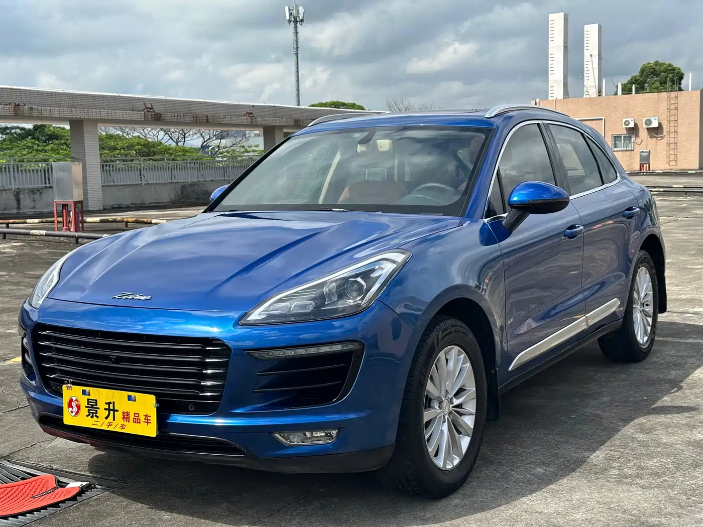 Фото 1 - Zotye SR9