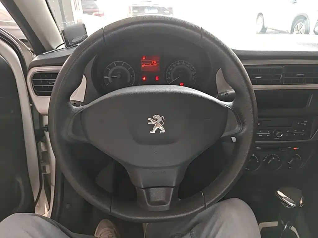 Peugeot 301 2016 2016 1.6L Auto Comfort Edition