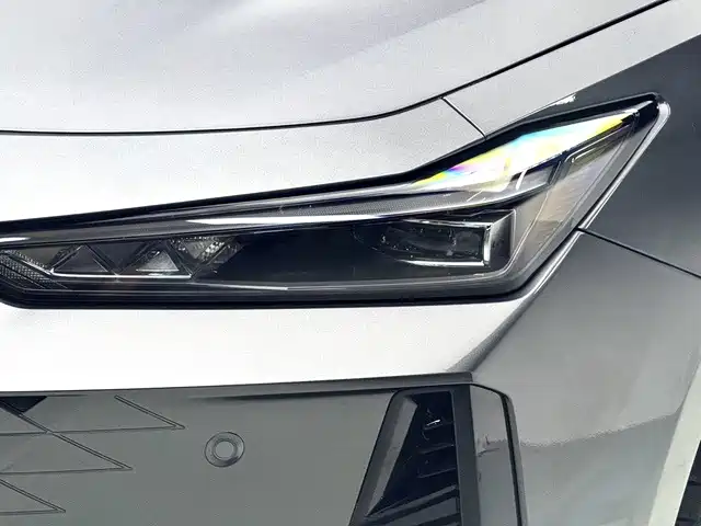 Changan UNI-V 2025 2025 1.5T 500Bar Premium Model