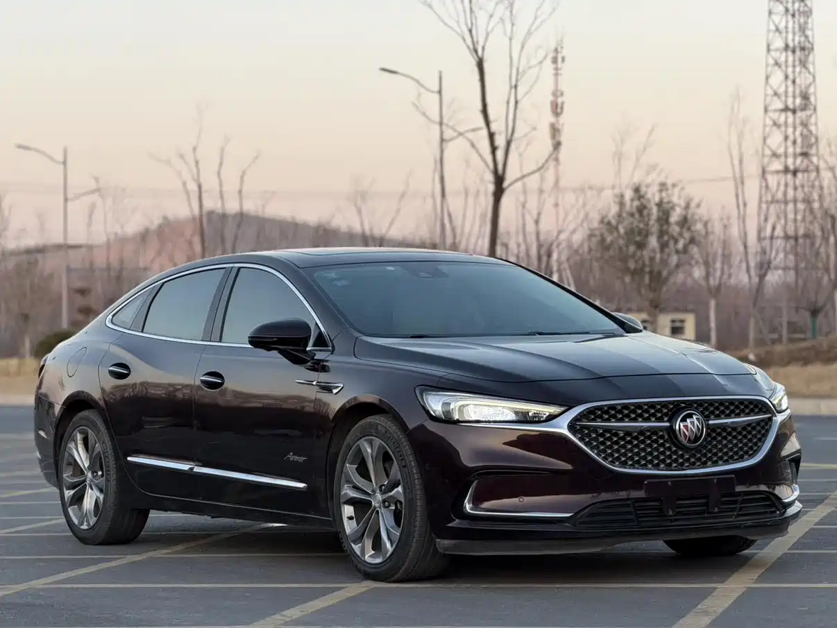 Photo 3 - Buick LaCrosse
