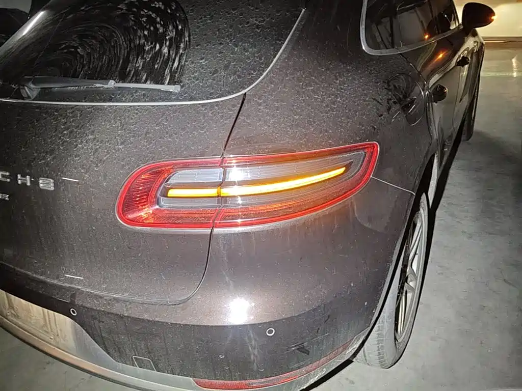 Porsche Macan 2016 Macan 2.0T фото 8