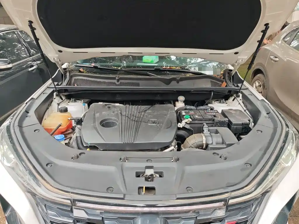 Фото 11 - Changan CS75 PLUS