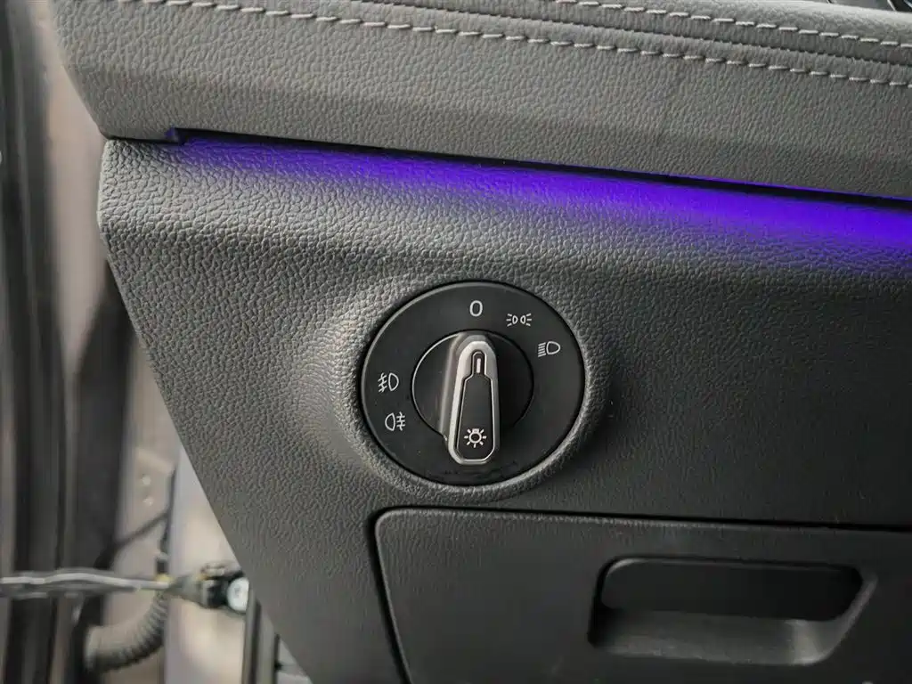 Volkswagen Sagitar 2021 280TSI DSG Comfort Smart Connect Edition фото 21