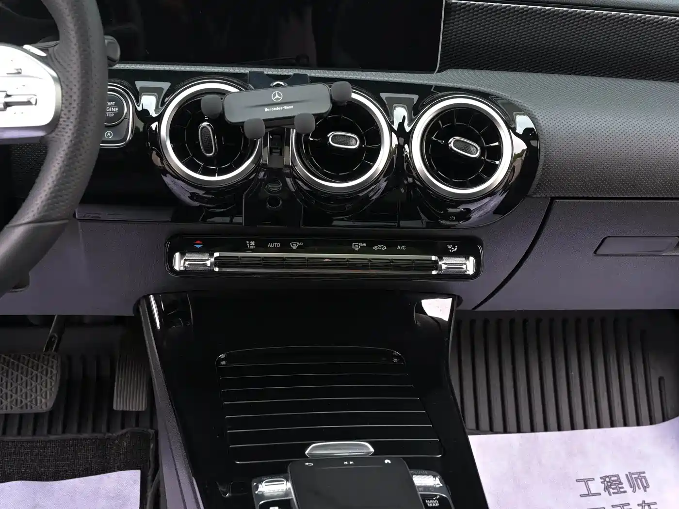 Mercedes-Benz A-Class 2019 A 200 L Sport Sedan фото 12