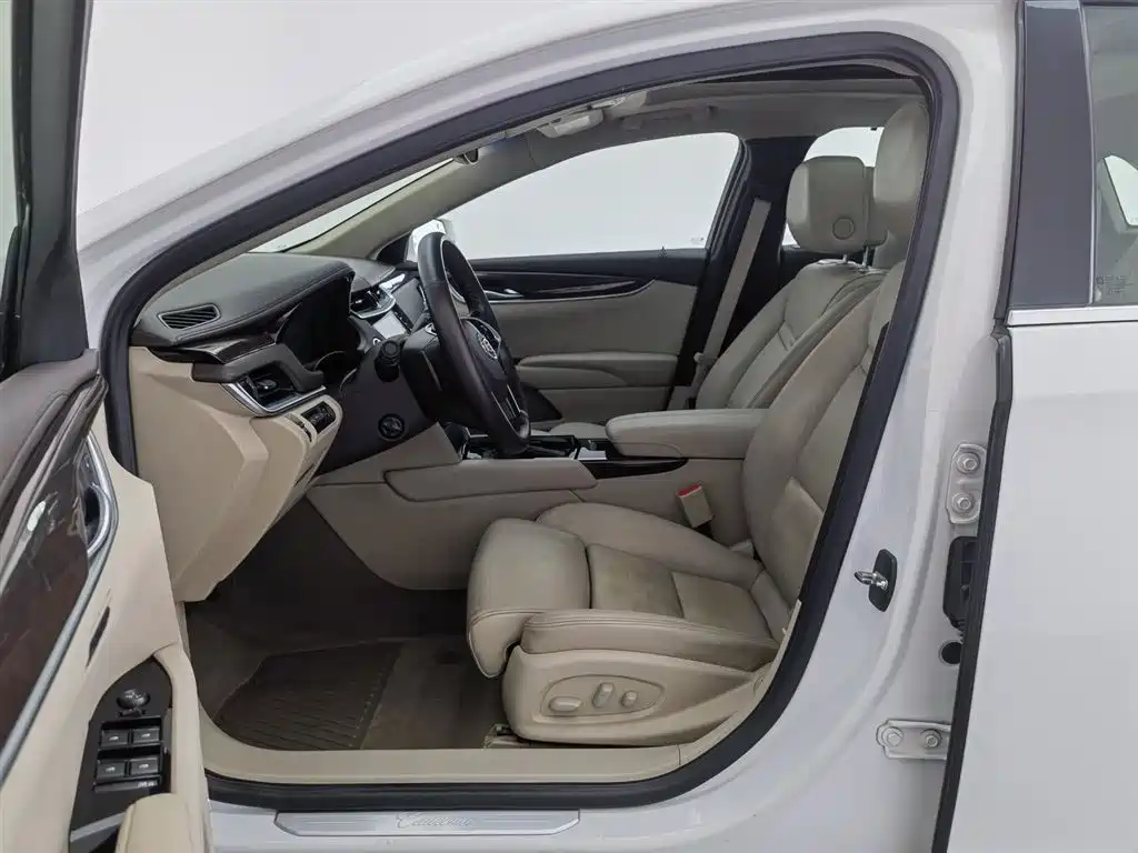 Cadillac XTS 2013 36S Platinum Edition фото 10