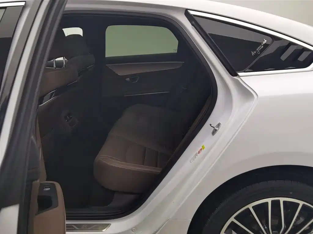 BYD Han 2020 DM AWD Performance Luxury Edition фото 15
